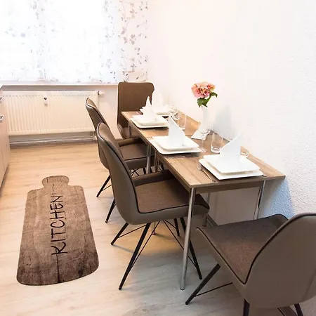 T&k Near Messe Fair Trade Duesseldorf Und Airport 2b * Duisburgo